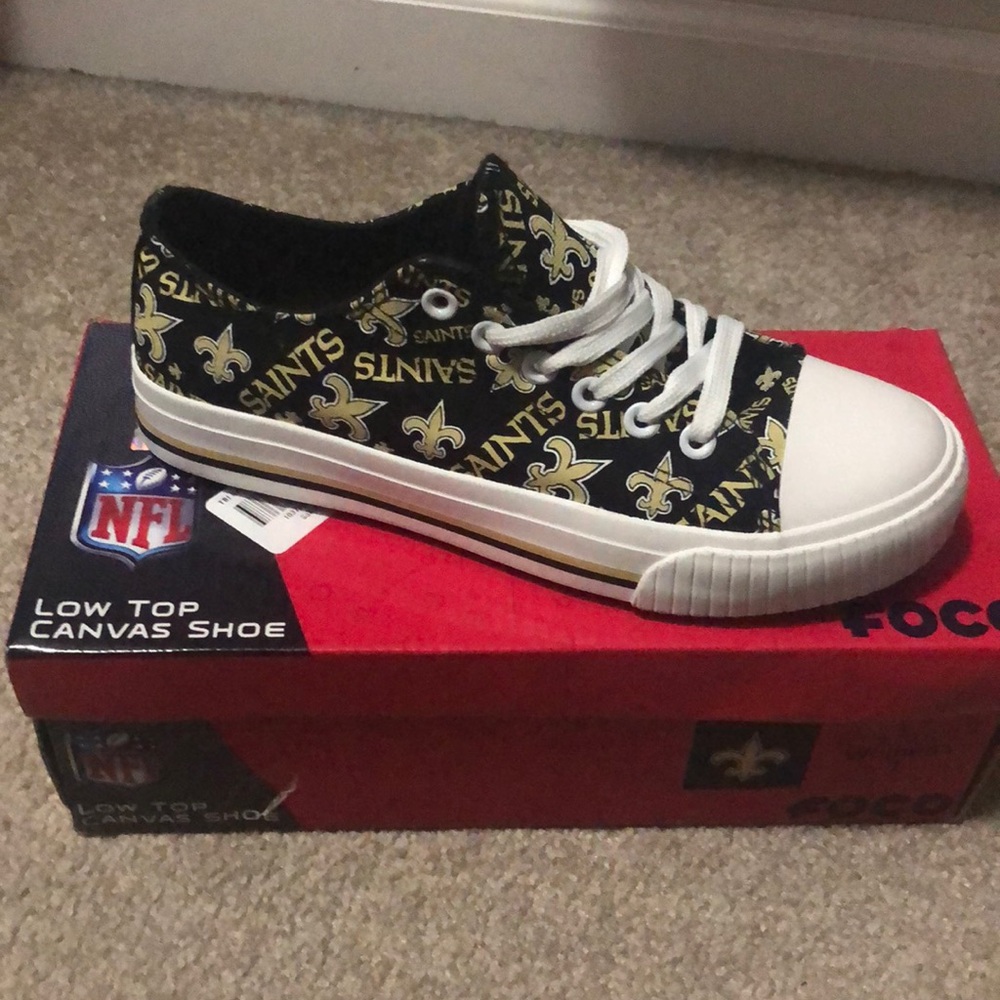 NWT never worn New Orleans Saints women’s sneakers